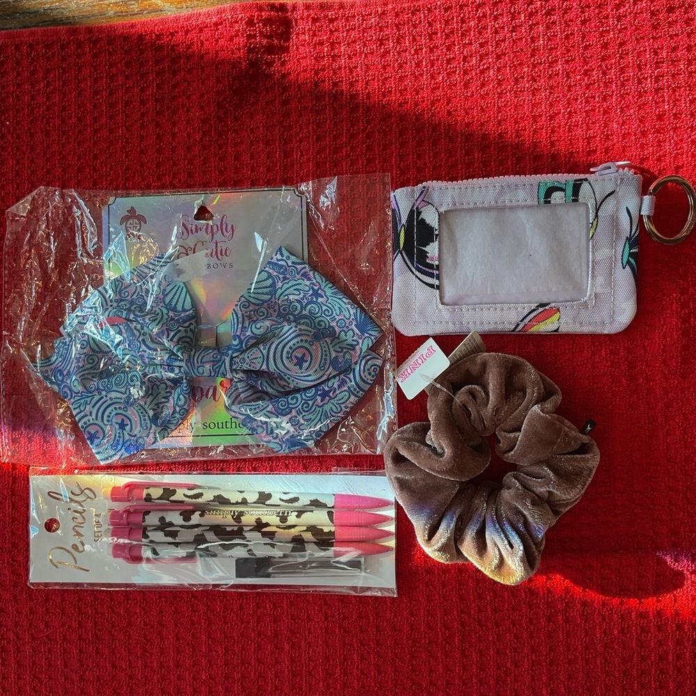 STOCKING STUFFER LOT !